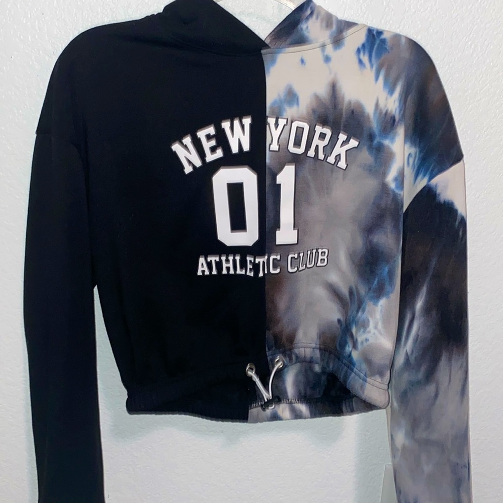 Cropped Hoodie